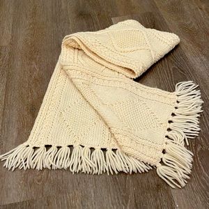 Carraig Donn Pure New Wool Scarf